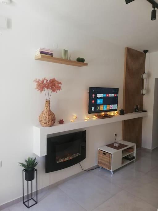 Brio Luxurious Urban Stay In Heraklio,Wifi,Αc Ираклио Екстериор снимка