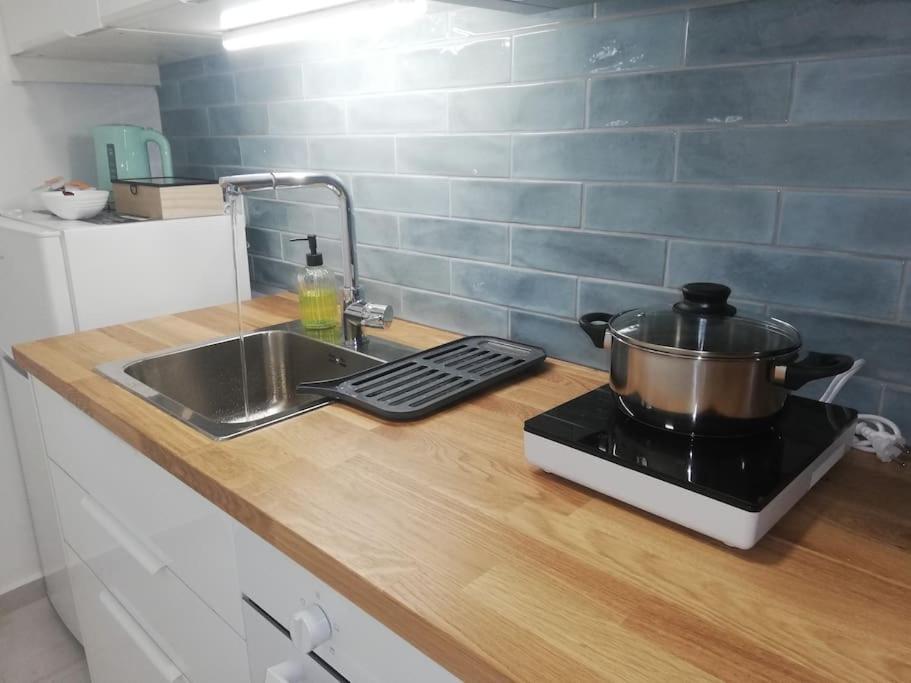 Brio Luxurious Urban Stay In Heraklio,Wifi,Αc Ираклио Екстериор снимка